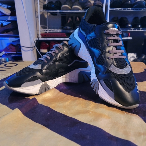 Versace Squalo Sneakers 0 - Picture 4 of 13